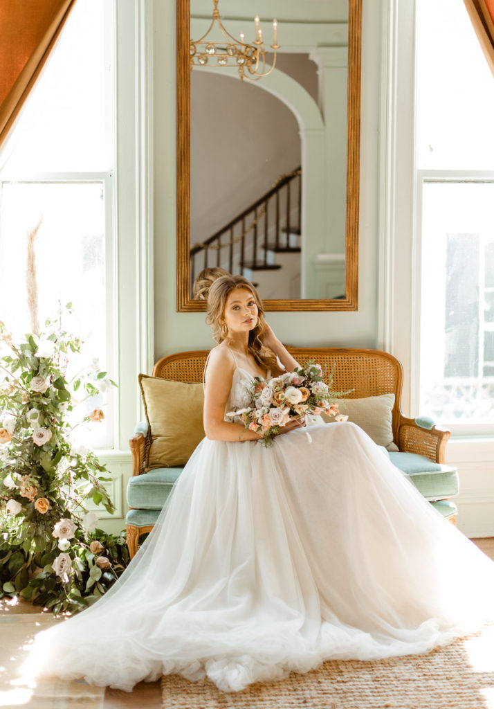 Romantic Bohemian Mauve Natural Pink Bridal Wedding Bouquet in Galveston Carr Mansion